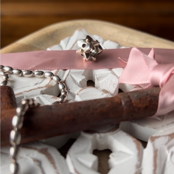 Sold - Picture 2 of 6